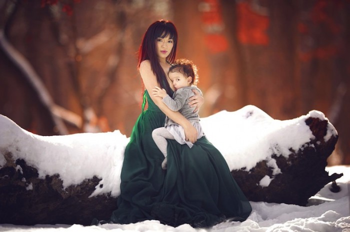 motherhood-photography-breastfeeding-godesses-ivette-ivens-15-700x465
